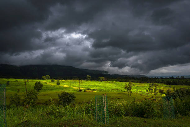 Monsoon View 20,600+ Indian Monsoon Stock Photos, Pictures & Royalty-Free Images ...