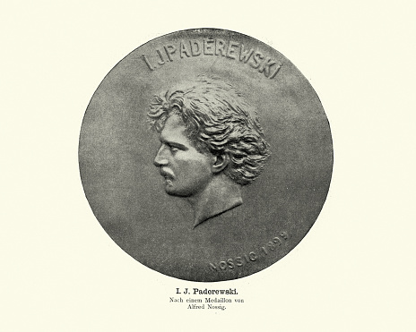 Vintage photograph of a medallion of Ignacy Jan Paderewski, by Alfred Nossig.