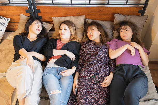 istock girls on the bed 1317622516