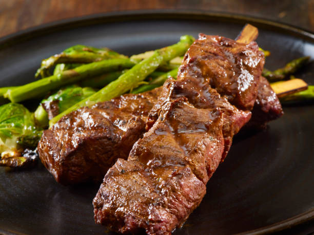 바베큐 쇠고기 케밥 - steak close up grilled skirt steak 뉴스 사진 이미지