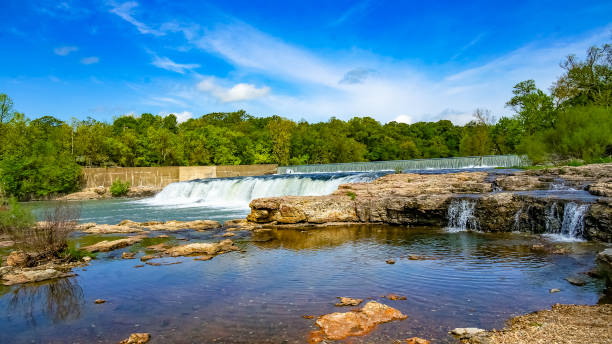 istock waterfalls on a summer day in the midwest 1317631921