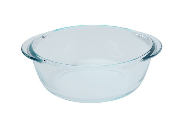 istock Empty glass pan for baking and cooking. Close-up on a white background 1317632123