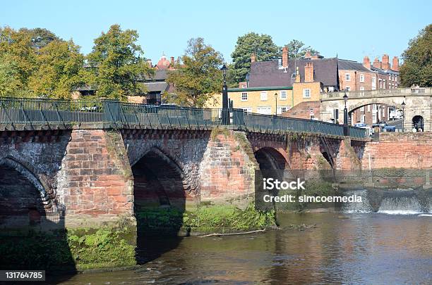 Vista Su Ponte Vecchio Dee Romane Di Chester - Fotografie stock e altre immagini di Chester - Inghilterra - Chester - Inghilterra, Composizione orizzontale, Contea di Cheshire