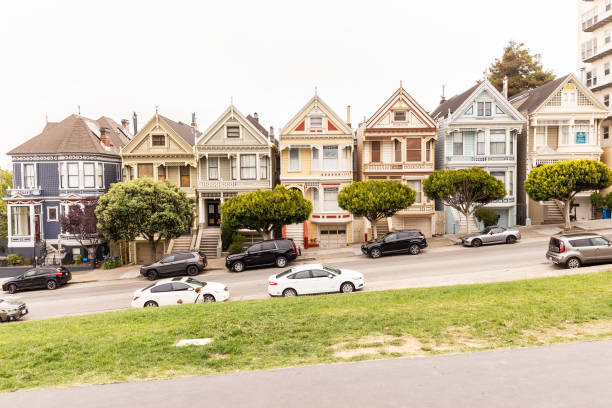 painted ladies, case vittoriane a san francisco - san francisco county san francisco bay area house painted ladies foto e immagini stock