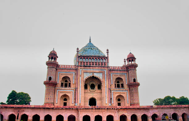 istock Front view of Safdarjung Tomb 1317739703