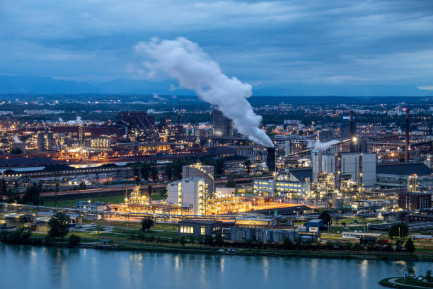 Linz an der Donau, is the capital of Upper Austria. In the eastern part of the town, the industrial plants of the VÖEST and other industries are situated.