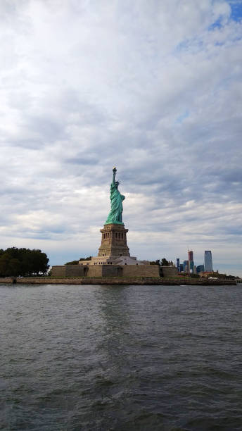 istock The Statue of Liberty 1317799678