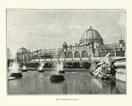 Vintage photograph of Luminous fountains and dome, Exposition Universelle Paris, 1889, 19th Century