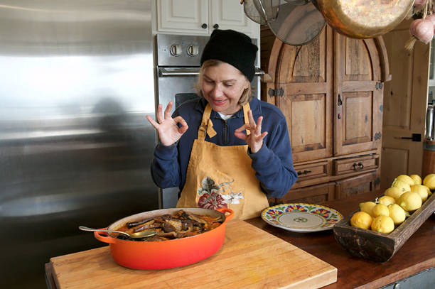 In this fast-paced life, it’s hard to find the time to cook, especially if you’re feeding a family. Sure, baking for other people can be fun, Cooking for others also helps bond us to our loved ones and fellow humans. When you put good energy in that food it makes you happy.