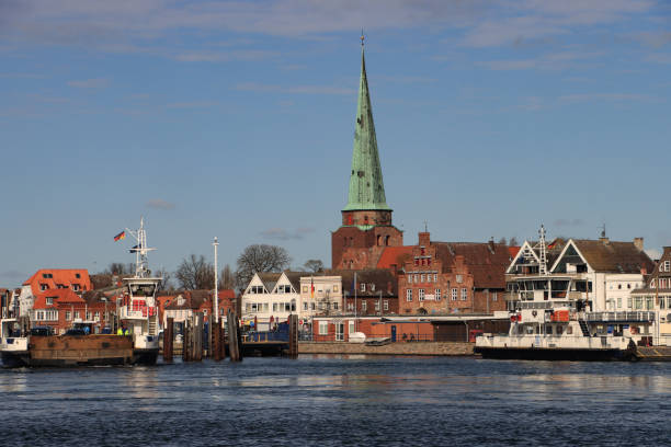 Ferry Terminal and St.-Lorenz-Church