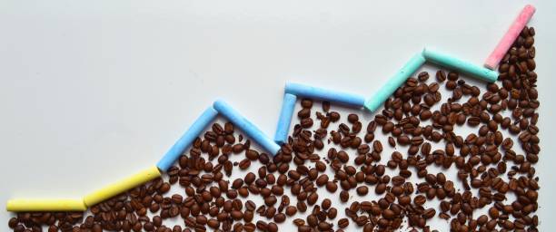 istock Coffee break stockmarket 1317984092