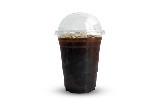 iced black coffee isolated on white backgrund with clipping path - black coffee coffee single object drink imagens e fotografias de stock