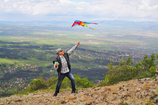 istock Kite Flaying on The Mountain 1318019969