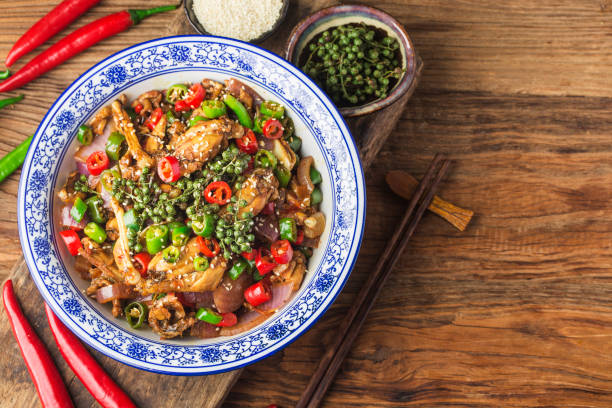 Stir-fried bullfrog with green and red peppers