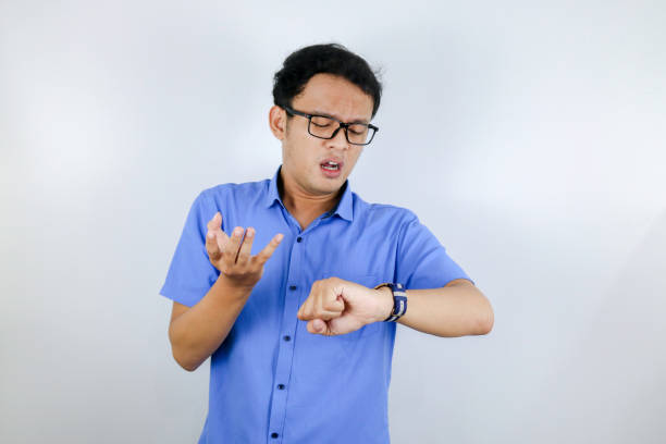 istock Being late to work and deadline, Young asian man is time delay and late on project. Executive angry, hurry, stress, frustrated and unsatisfied worker man lateness to office. 1318144308