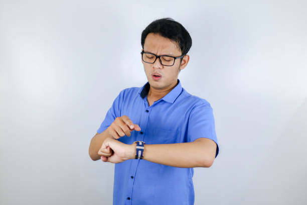istock Being late to work and deadline, Young asian man is time delay and late on project. Executive angry, hurry, stress, frustrated and unsatisfied worker man lateness to office. 1318144835