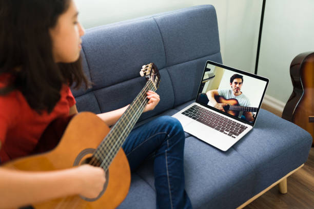 istock I want to learn to play the guitar chords 1318147351