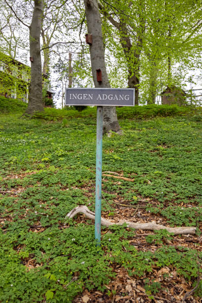 istock Sign saying No Trespassing in Danish 1318155821