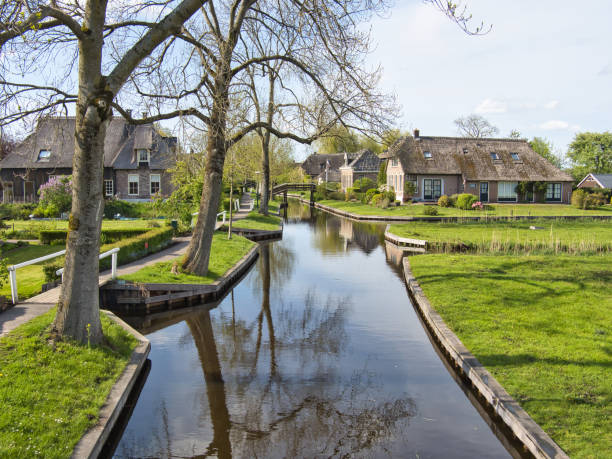 istock Giethoorn's canals on a beautiful spring day 1318161402
