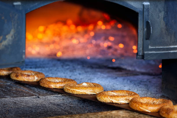 simit, bagel turco. - simit - fotografias e filmes do acervo