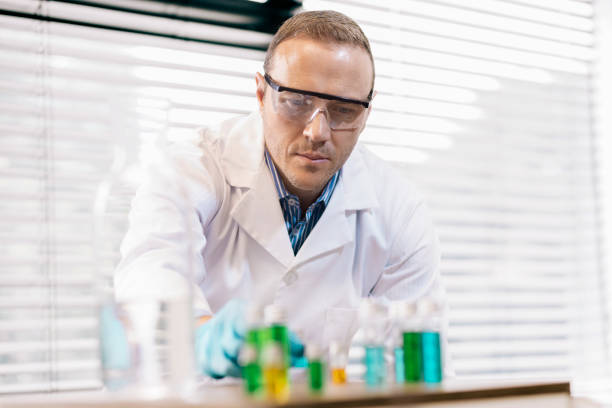 istock Scientist working in chemical laboratory 1318184516