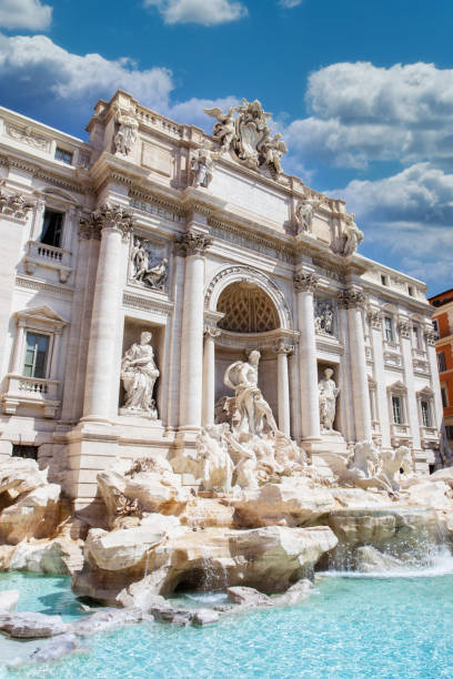 istock Trevi Fountain in Rome at Sunset 1318204954