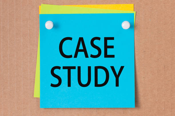 case study written on blue paper and pinned on corkboard, case study written on blue paper and pinned on corkboard, business concept case study stock pictures, royalty-free photos & images