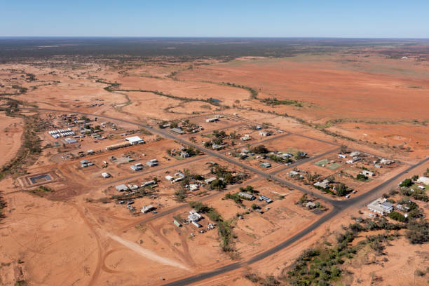 에로만가의 퀸즐랜드 마을 . - town australia desert remote 뉴스 사진 이미지