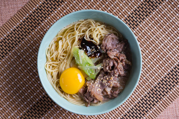 mix of traditional ramen and gyudon