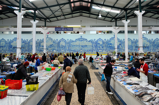 Setúbal, Portugal: Livramento market, build in 1930, one of the world's most famous fish markets, know for variety and in particular for the Setubal sardines - decorated with traditional portuguese tiles (azulejos), located on Luisa Todi avenue.