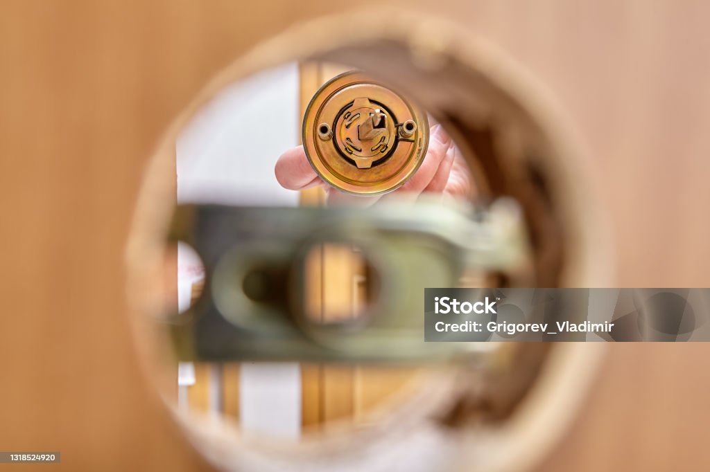 Assemble Lock Assembling Door Lock With Knob And Latch Inserting Bolt Into Assembly ...
