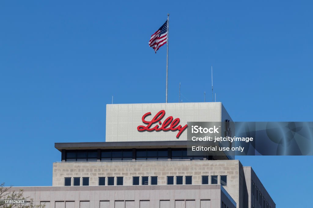 Eli Lilly and Company World Headquarters. Lilly makes Medicines and Pharmaceuticals. Indianapolis - Circa May 2021: Eli Lilly and Company World Headquarters. Lilly makes Medicines and Pharmaceuticals. Eli Lilly and Company Stock Photo