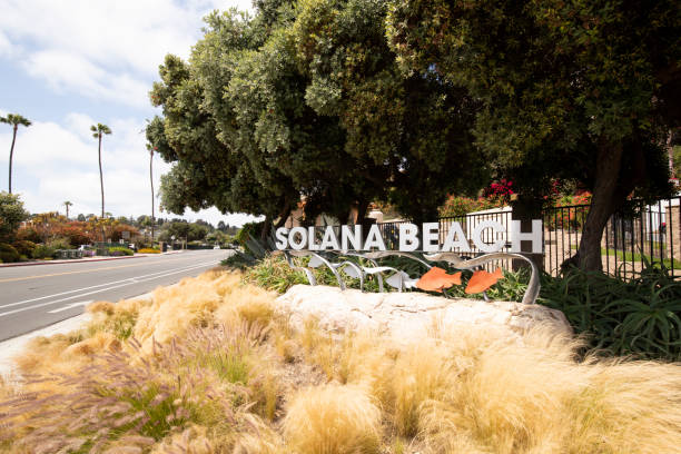 istock Solana Beach California Public Welcome Sign 1318571327