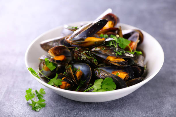 istock mussels with herb and wine 1318600393