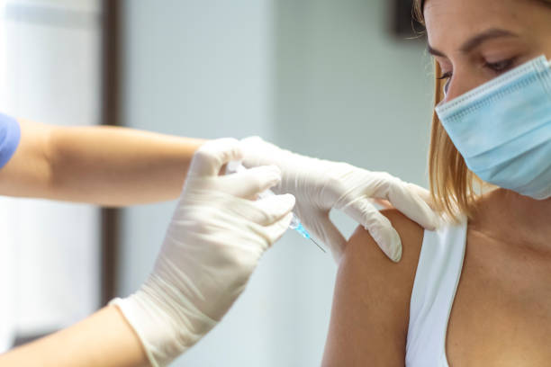 istock Global Pandemic Vaccine Roll Out 1318664489