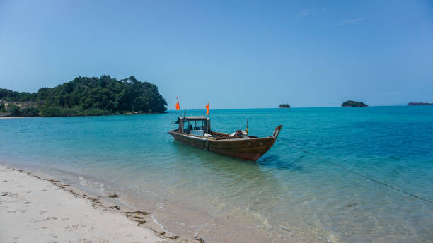 istock White Sand Island - Indonesia 1318713492