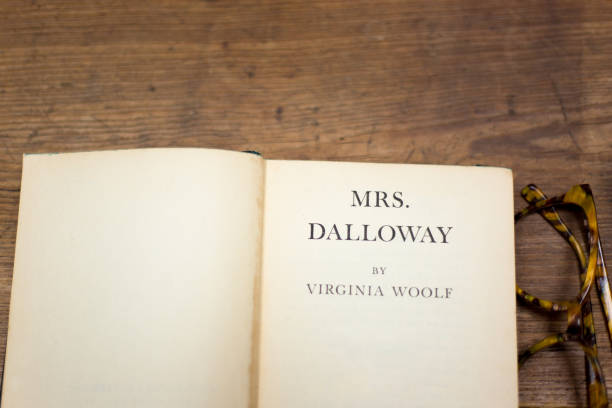 istock Open Book, Title Page: MRS. DALLOWAY by Virginia Woolf 1318715748