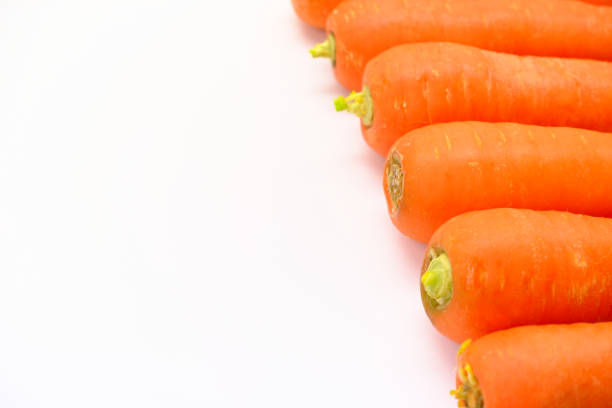 istock Carrot material aligned to the right 1318766011