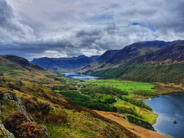 istock Rannerdale knotts and its bluebells 1318813716