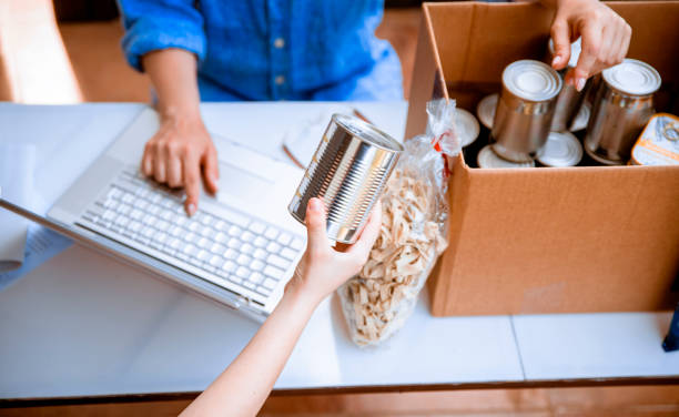istock Working at food bank 1318827893