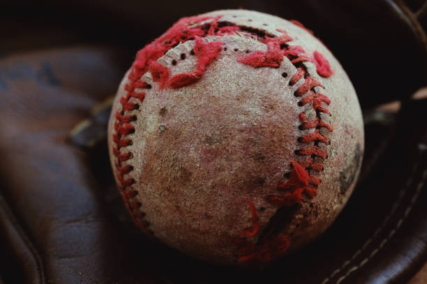 istock Old grunge baseball ball 1318872674