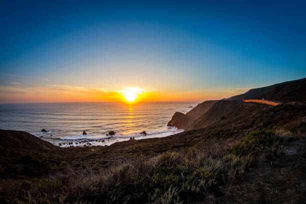 istock Sunset Near Cliffs On The Pacific Ocean 1318888797