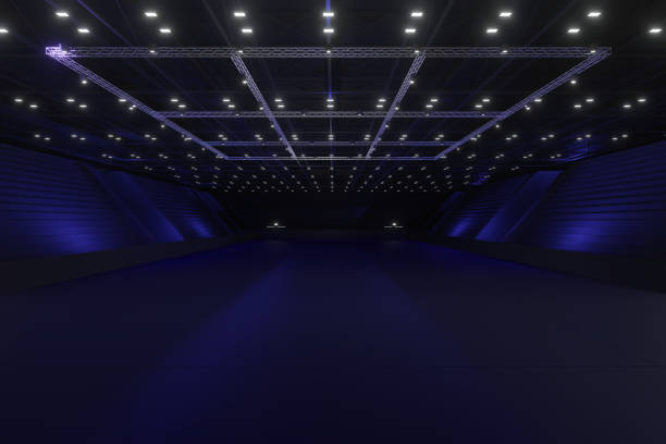 istock Empty exhibition center with truss. backdrop for exhibition stands.3d render. 1319043561