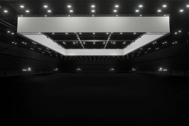 istock Empty exhibition center with truss. backdrop for exhibition stands.3d render. 1319044330