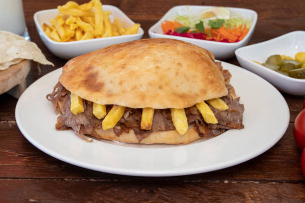 istock Tombik doner kebap 1319045009