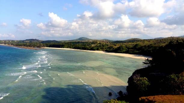 istock View of the blue ocean 1319063114