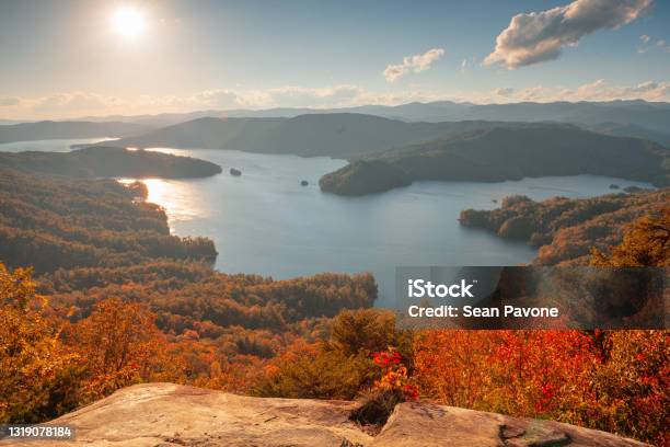 Lake Jocassee South Carolina Usa Stock Photo - Download Image Now - South Carolina, Autumn, Autumn Leaf Color