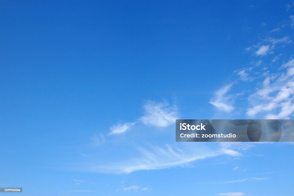 푸른 하늘, 단궤 클라우드 - 로열티 프리 0명 스톡 사진