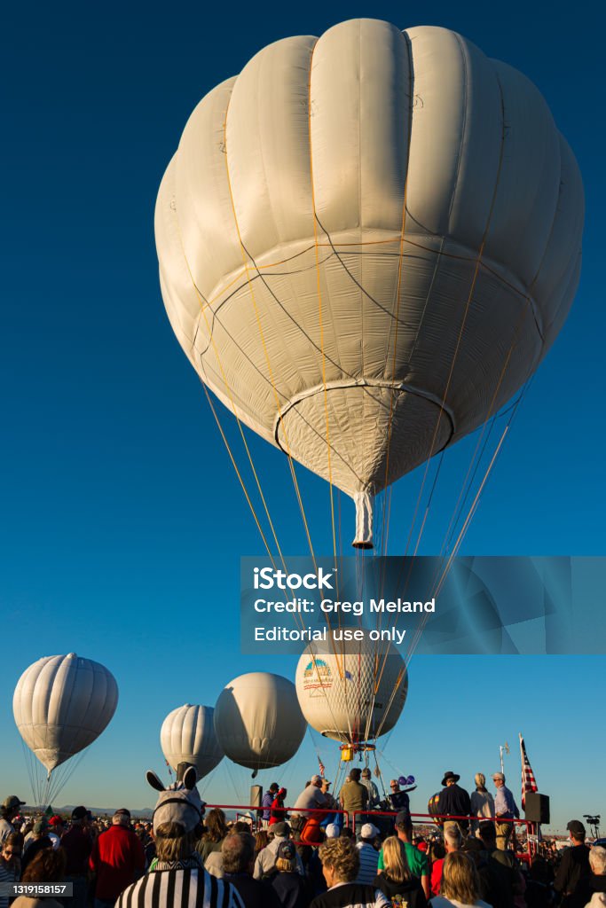 Americas Challenge Gas Balloon Race At The Albuquerque International