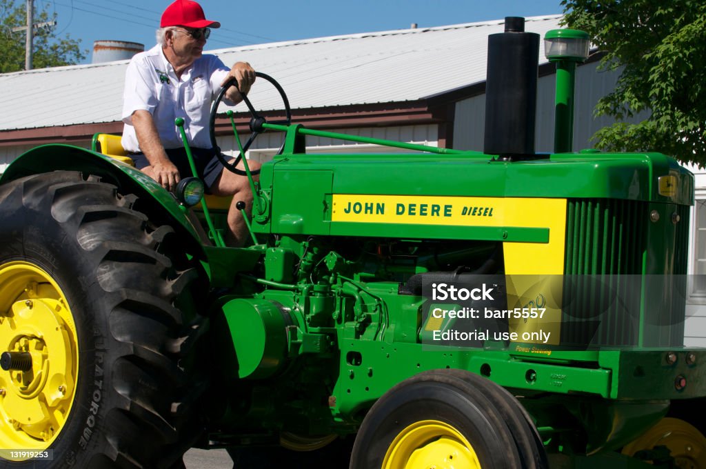 John Deere 720 трактора - Стоковые фото John Deere роялти-фри